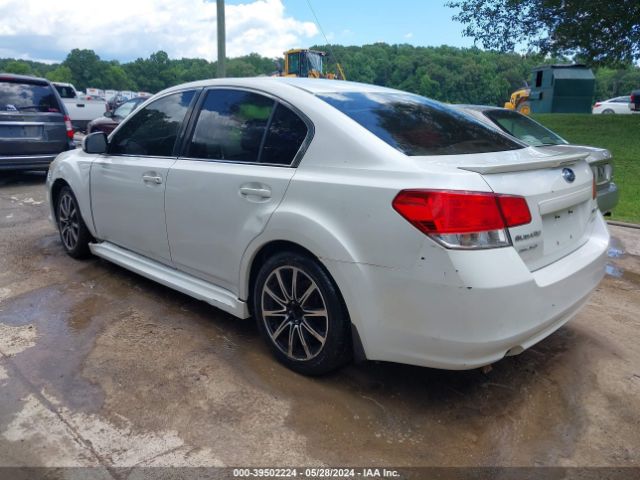 Photo 2 VIN: 4S3BMBK66A3225548 - SUBARU LEGACY 