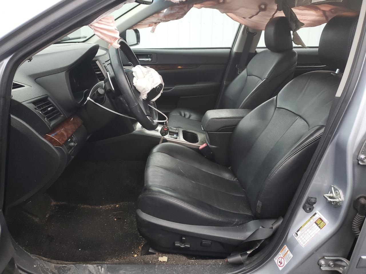 Photo 6 VIN: 4S3BMBL61E3016108 - SUBARU LEGACY 