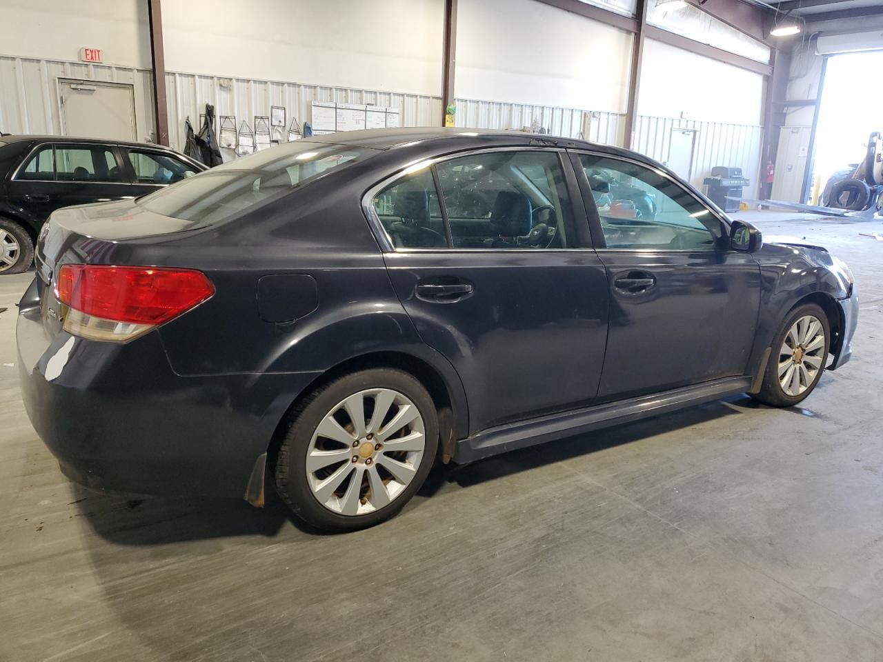 Photo 2 VIN: 4S3BMBL62A3245049 - SUBARU LEGACY 