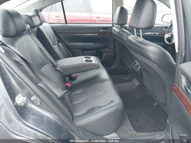 Photo 7 VIN: 4S3BMBL67E3032216 - SUBARU LEGACY 