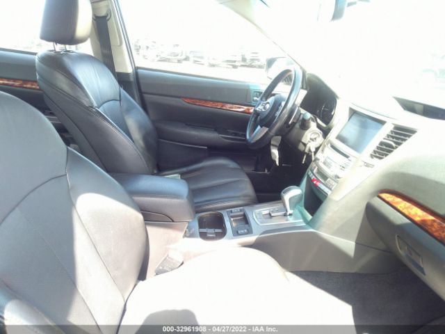 Photo 4 VIN: 4S3BMBL69B3229433 - SUBARU LEGACY 