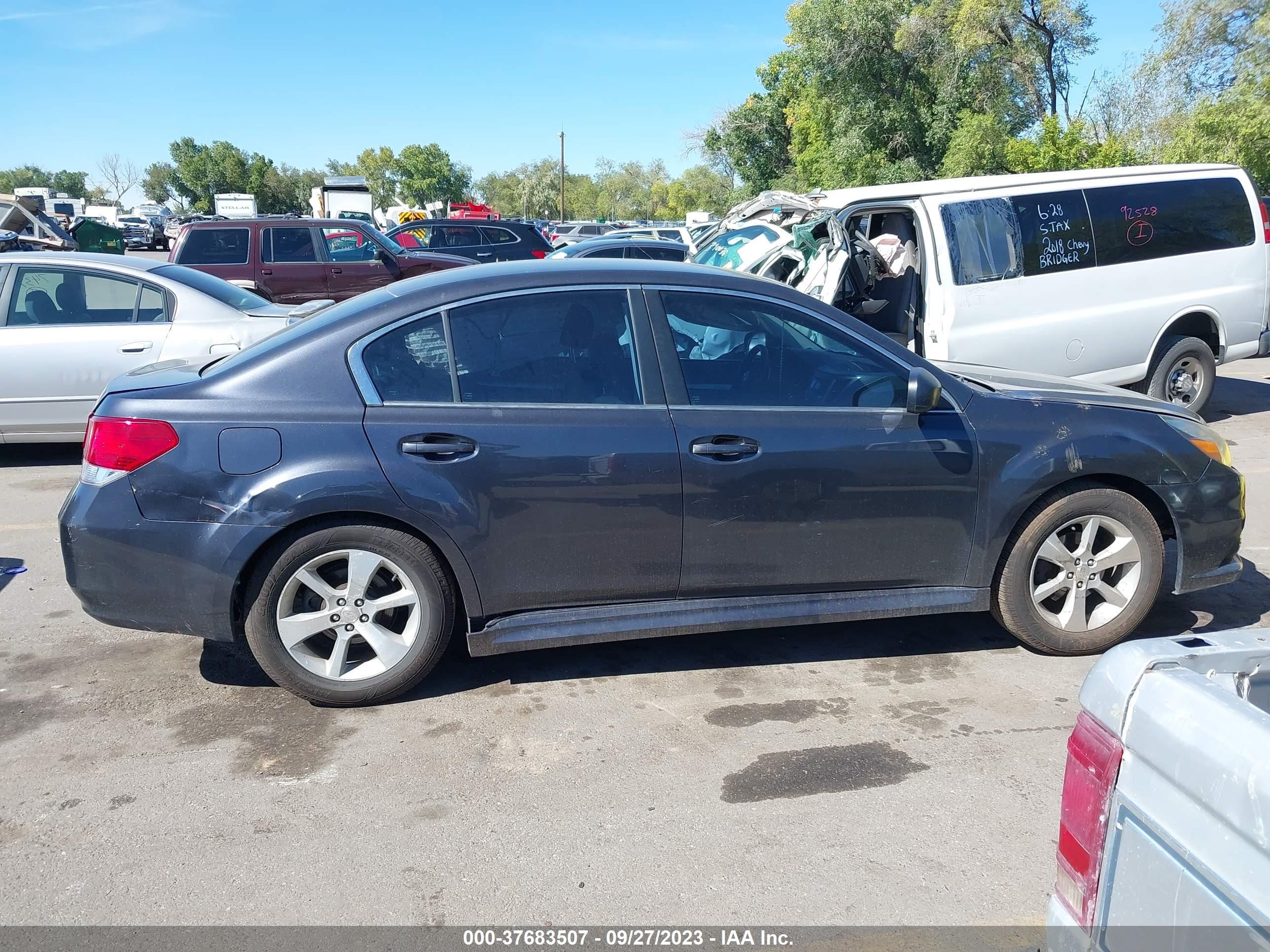 Photo 12 VIN: 4S3BMCA61D3019730 - SUBARU LEGACY 