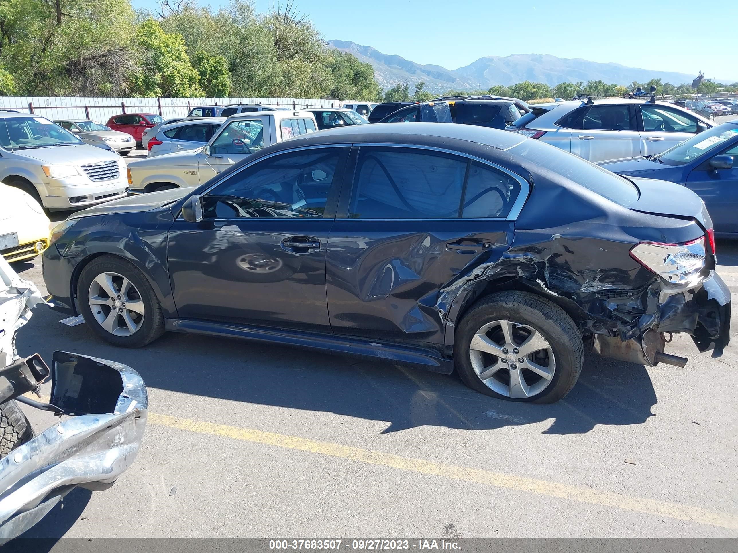 Photo 13 VIN: 4S3BMCA61D3019730 - SUBARU LEGACY 