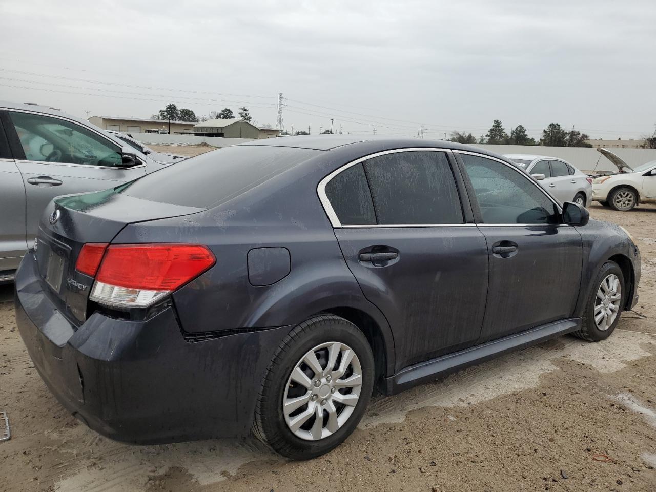 Photo 2 VIN: 4S3BMCA62B3217178 - SUBARU LEGACY 