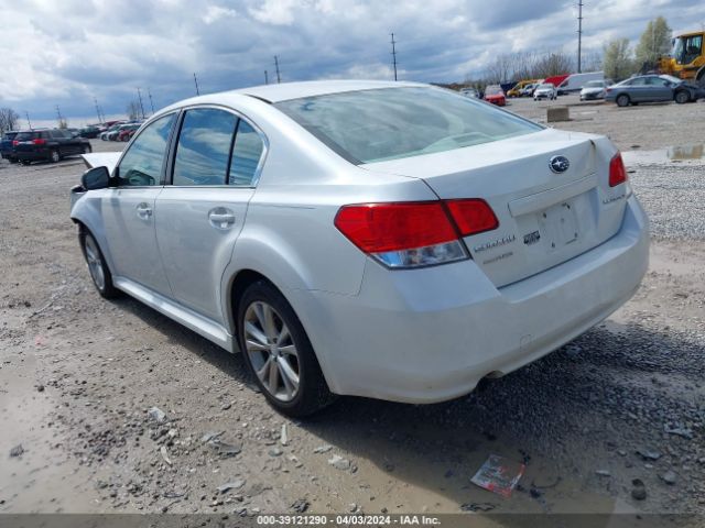 Photo 2 VIN: 4S3BMCA66E3020518 - SUBARU LEGACY 