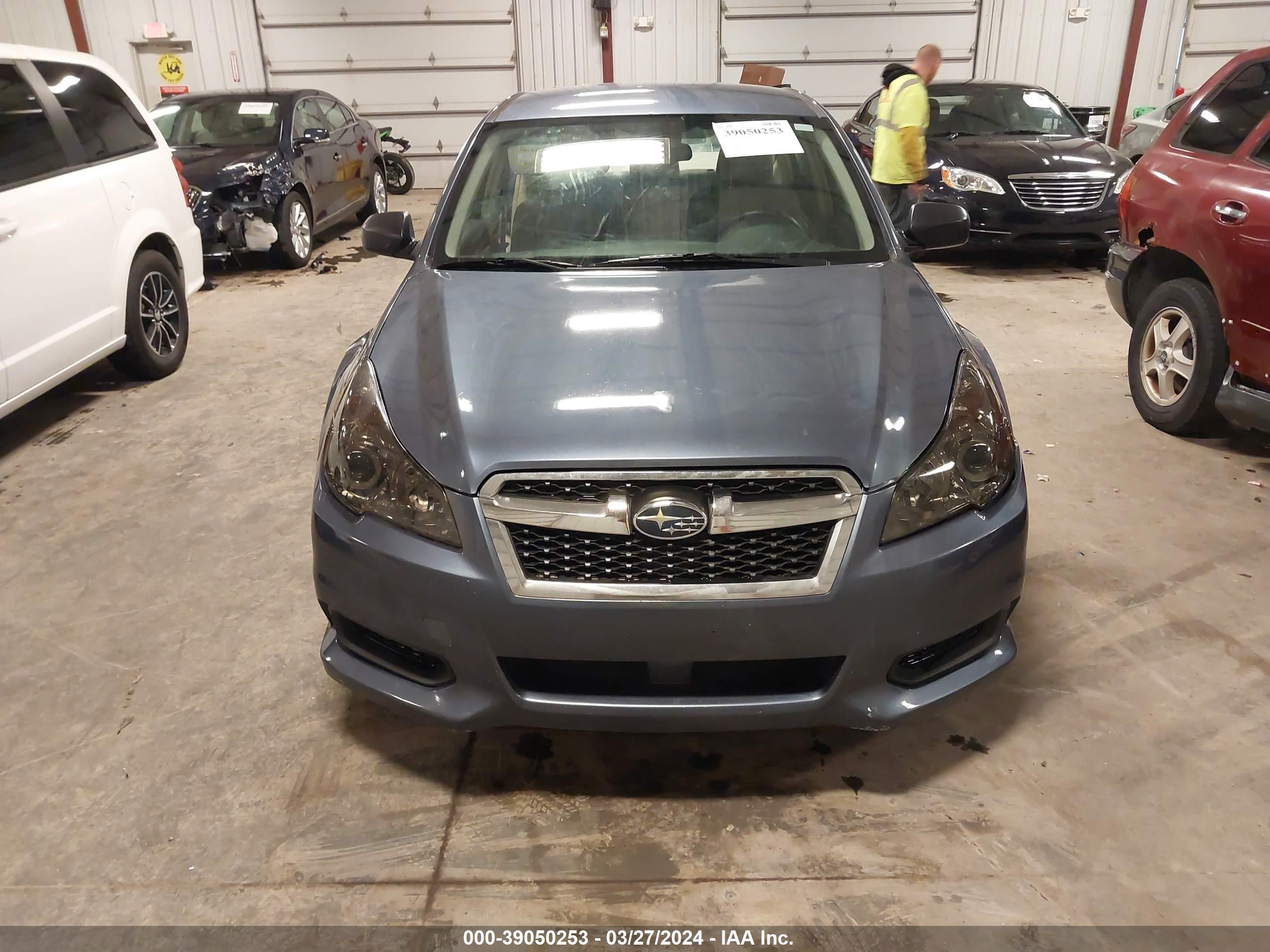 Photo 11 VIN: 4S3BMCA6XE3030517 - SUBARU LEGACY 