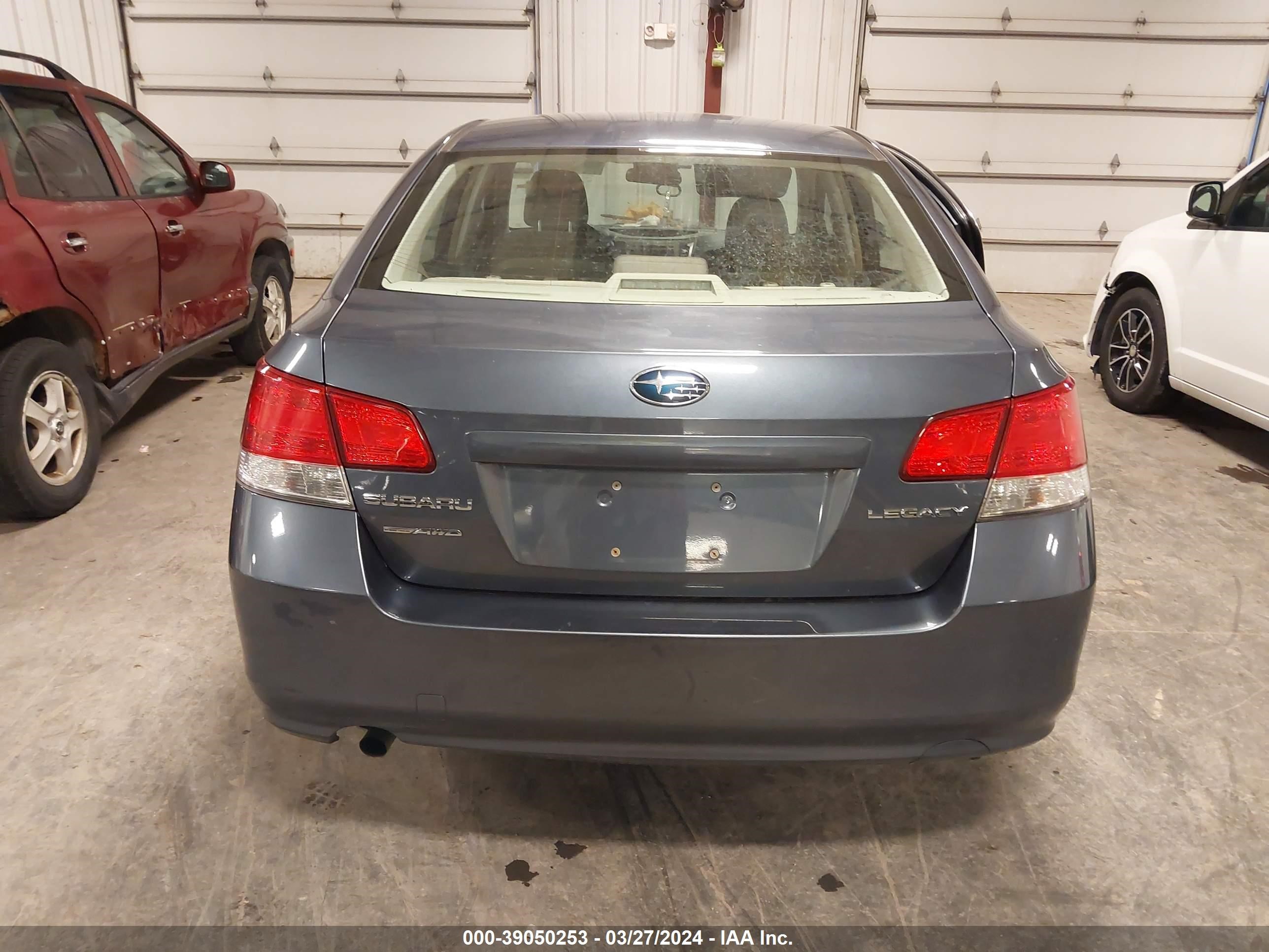 Photo 15 VIN: 4S3BMCA6XE3030517 - SUBARU LEGACY 