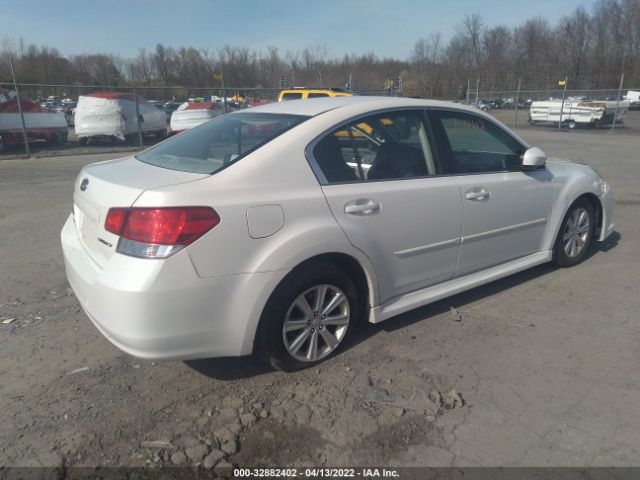 Photo 3 VIN: 4S3BMCB69C3031637 - SUBARU LEGACY 