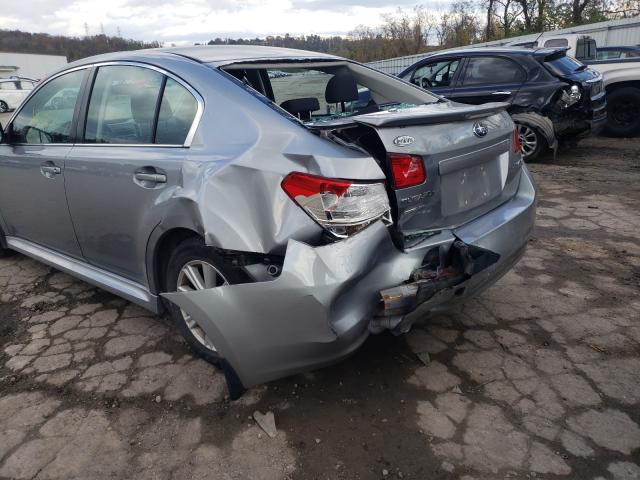 Photo 8 VIN: 4S3BMCC66B3217410 - SUBARU LEGACY 