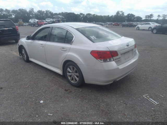 Photo 2 VIN: 4S3BMCC67A3236644 - SUBARU LEGACY 