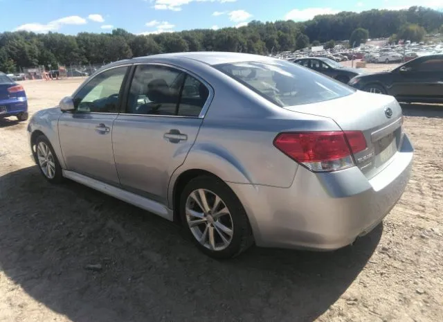 Photo 2 VIN: 4S3BMCC67D3034696 - SUBARU LEGACY 