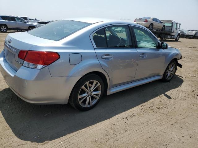 Photo 2 VIN: 4S3BMCC6XD3008979 - SUBARU LEGACY 2.5 