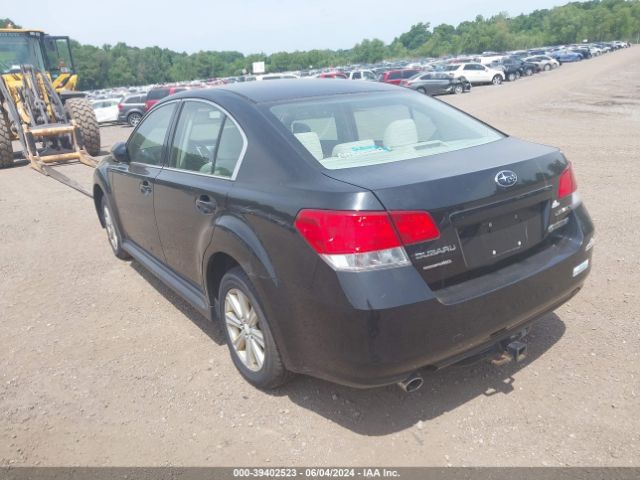 Photo 2 VIN: 4S3BMCG62C3015997 - SUBARU LEGACY 