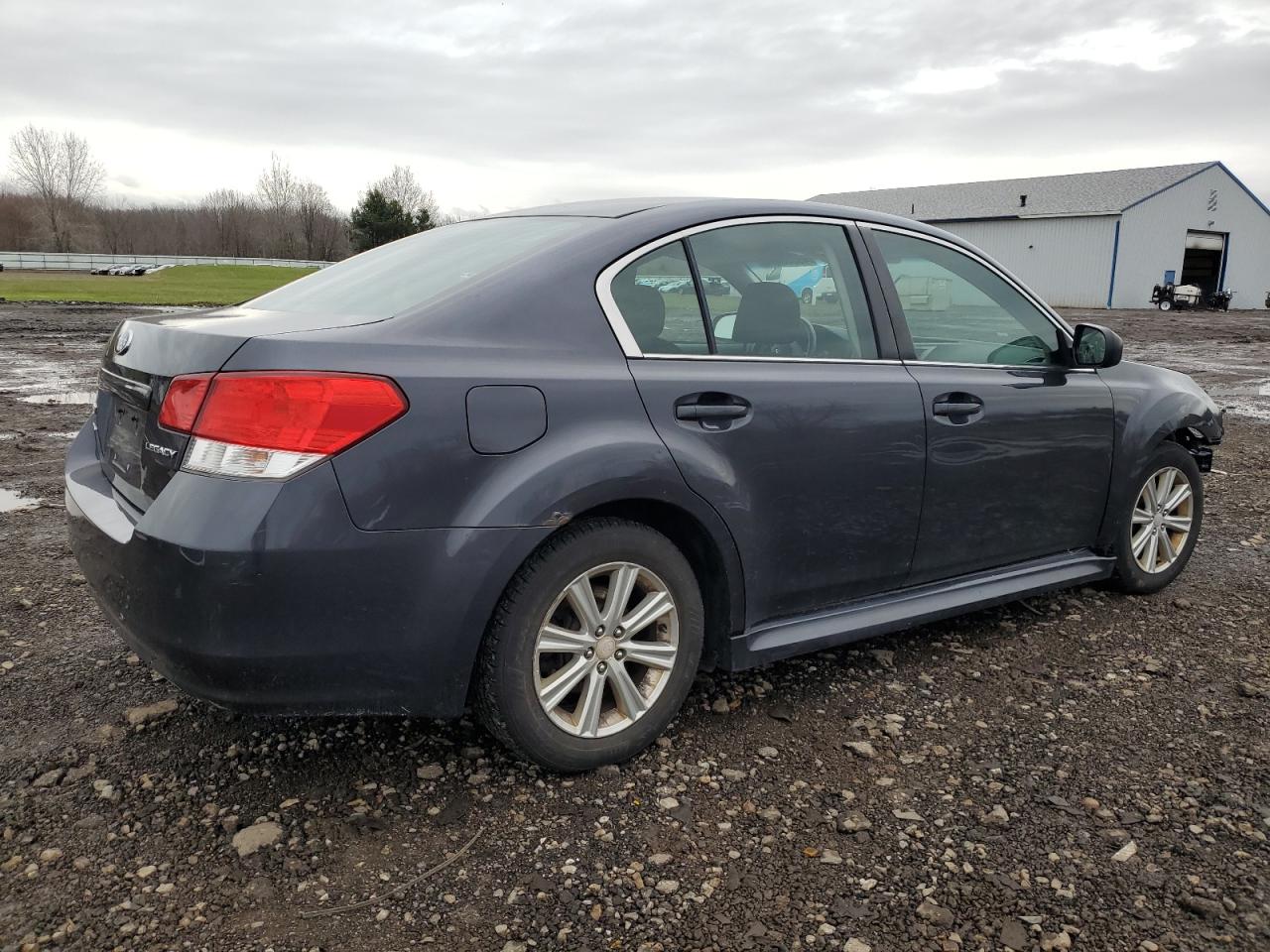 Photo 2 VIN: 4S3BMCG65B3214654 - SUBARU LEGACY 