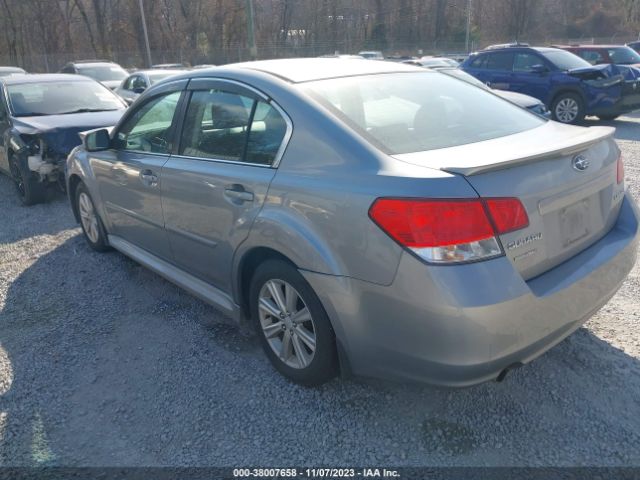 Photo 2 VIN: 4S3BMCG6XA3244652 - SUBARU LEGACY 