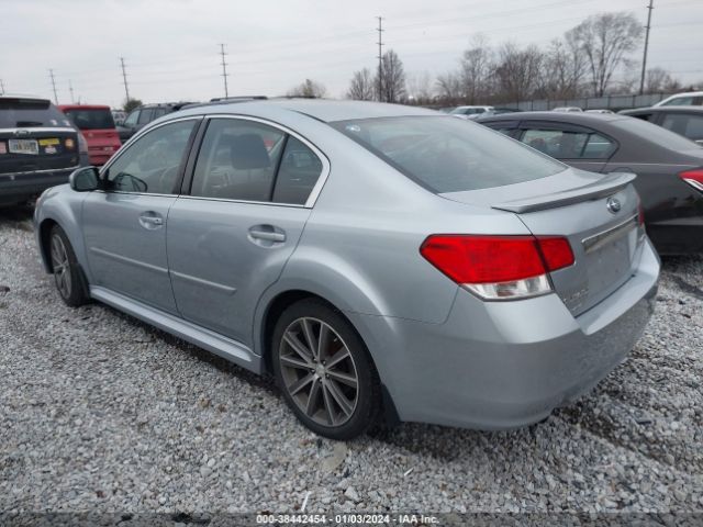 Photo 2 VIN: 4S3BMCG6XD3028305 - SUBARU LEGACY 