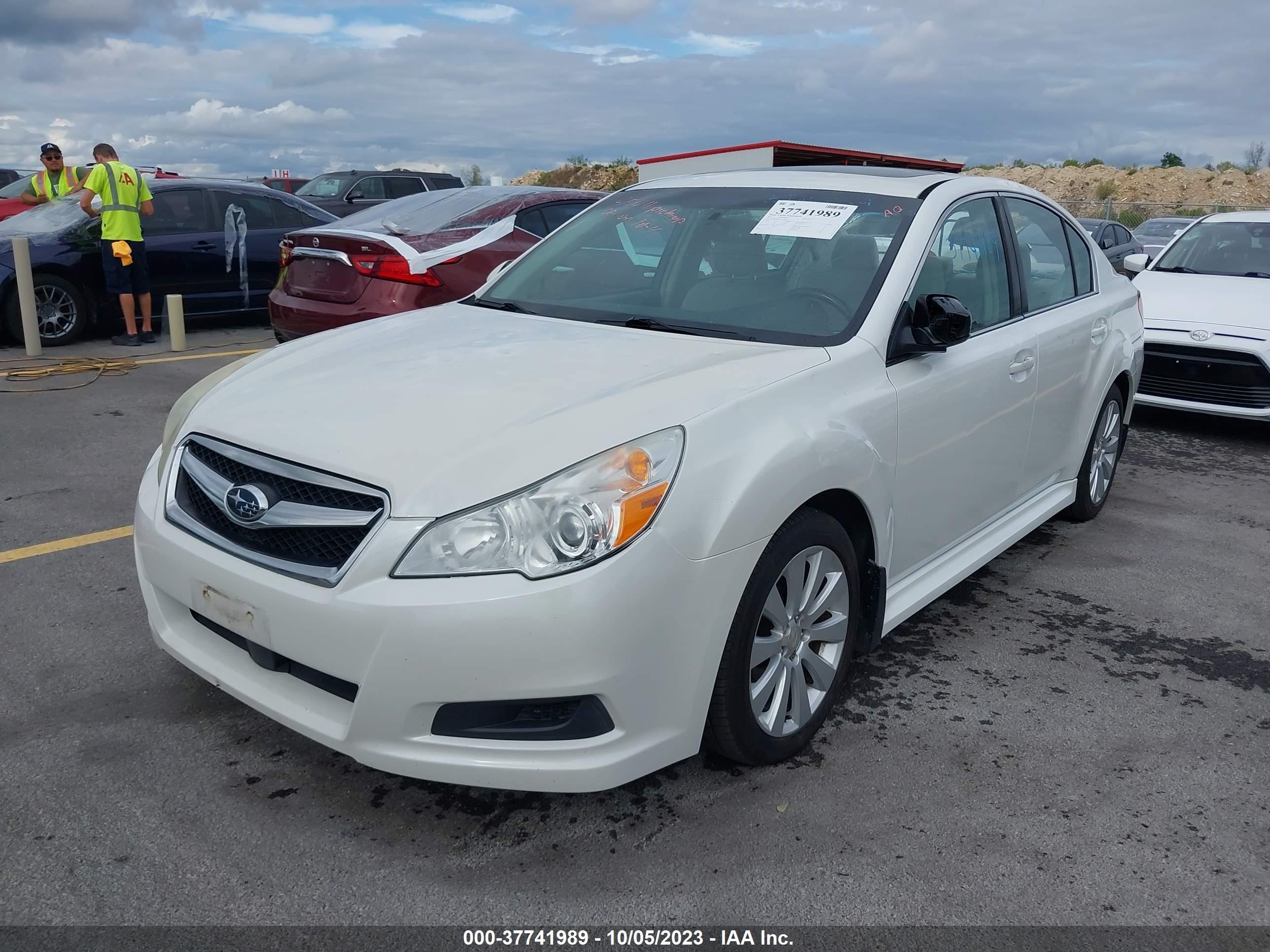 Photo 1 VIN: 4S3BMCK68B3224490 - SUBARU LEGACY 