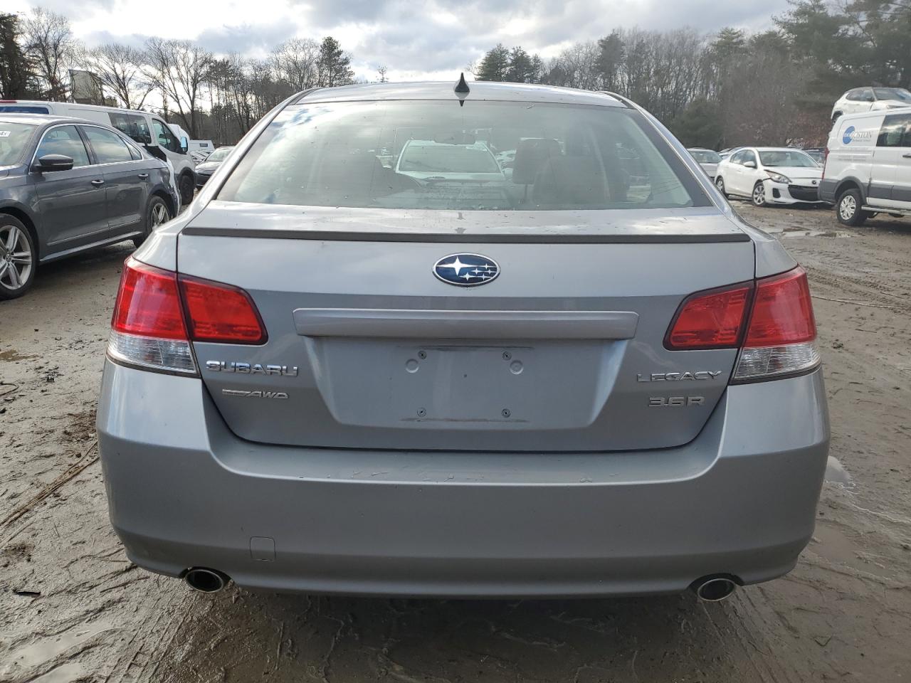 Photo 5 VIN: 4S3BMDK61B2210166 - SUBARU LEGACY 