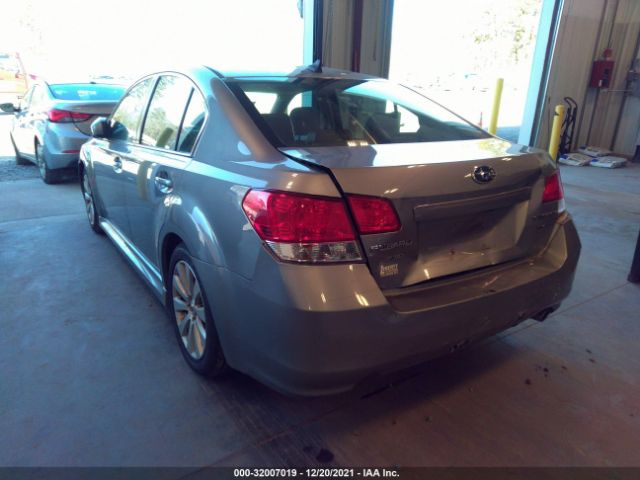 Photo 2 VIN: 4S3BMDK69B2253119 - SUBARU LEGACY 