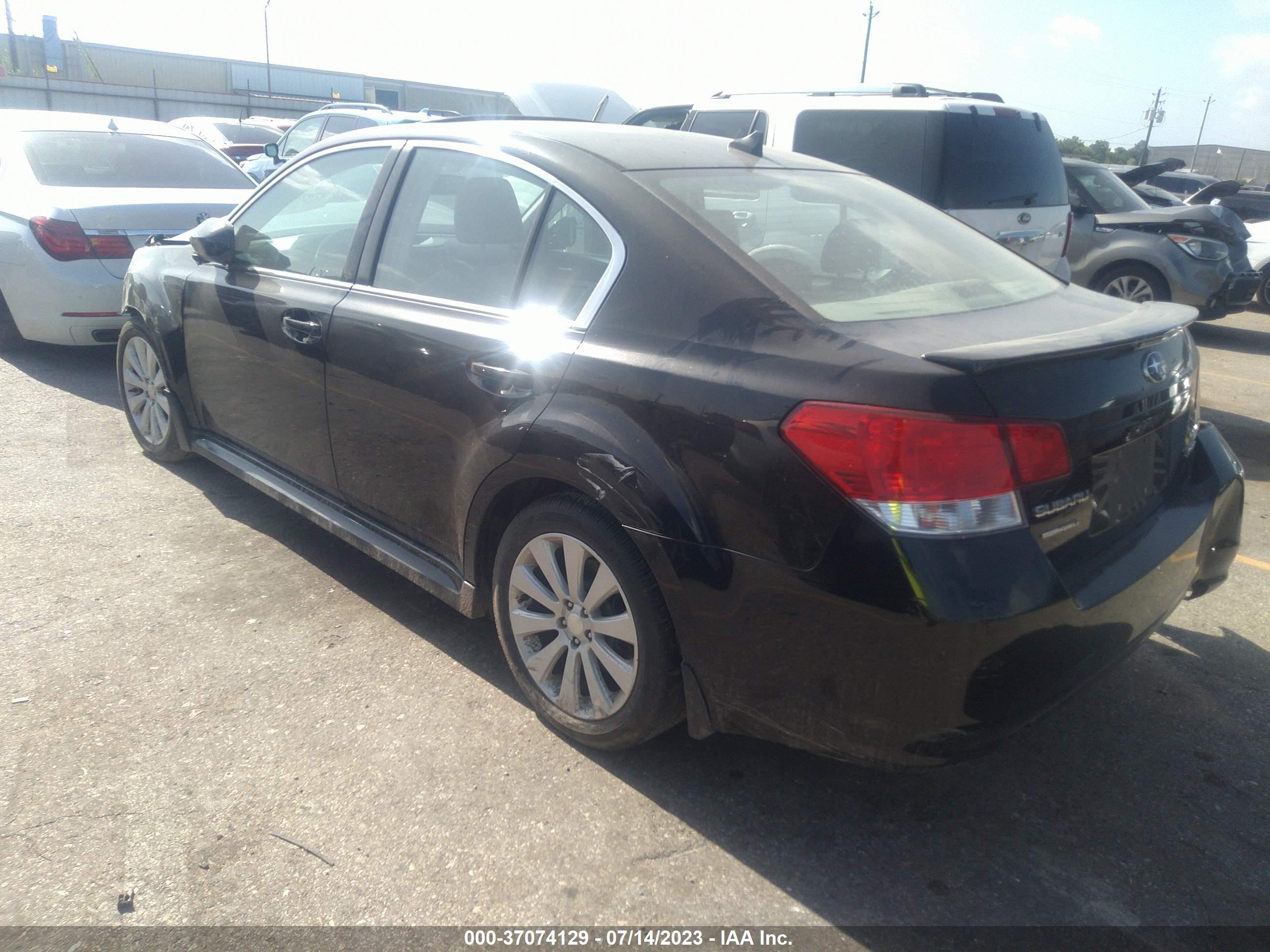 Photo 2 VIN: 4S3BMDL60B2213879 - SUBARU LEGACY 