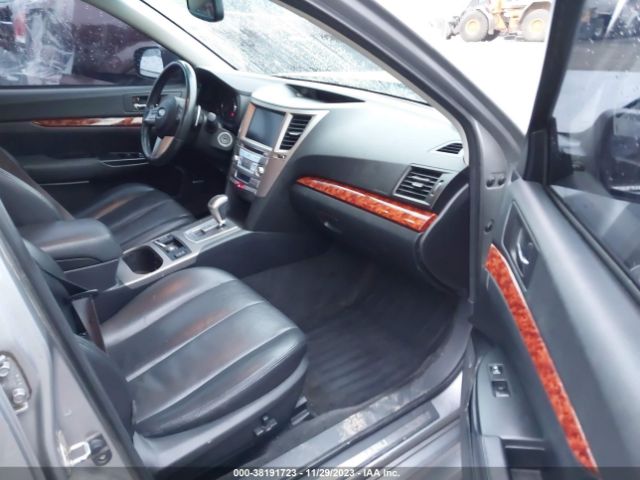 Photo 4 VIN: 4S3BMDL64B2241703 - SUBARU LEGACY 