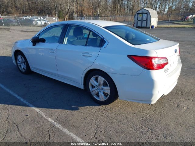 Photo 2 VIN: 4S3BNAA63G3052010 - SUBARU LEGACY 