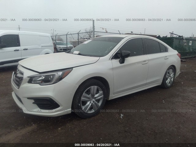 Photo 1 VIN: 4S3BNAA66J3035659 - SUBARU LEGACY 