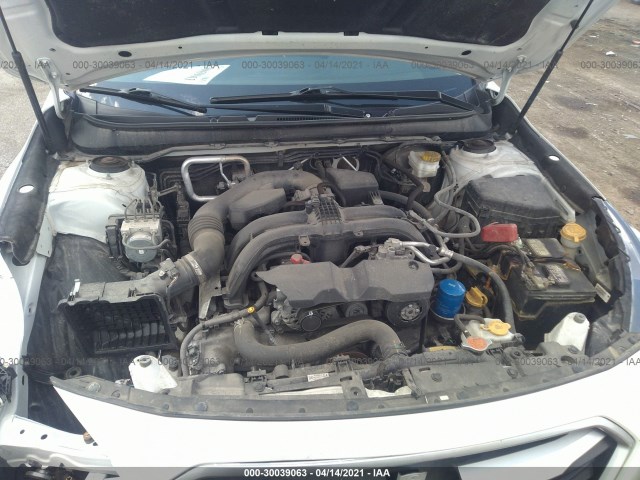 Photo 9 VIN: 4S3BNAA66J3035659 - SUBARU LEGACY 