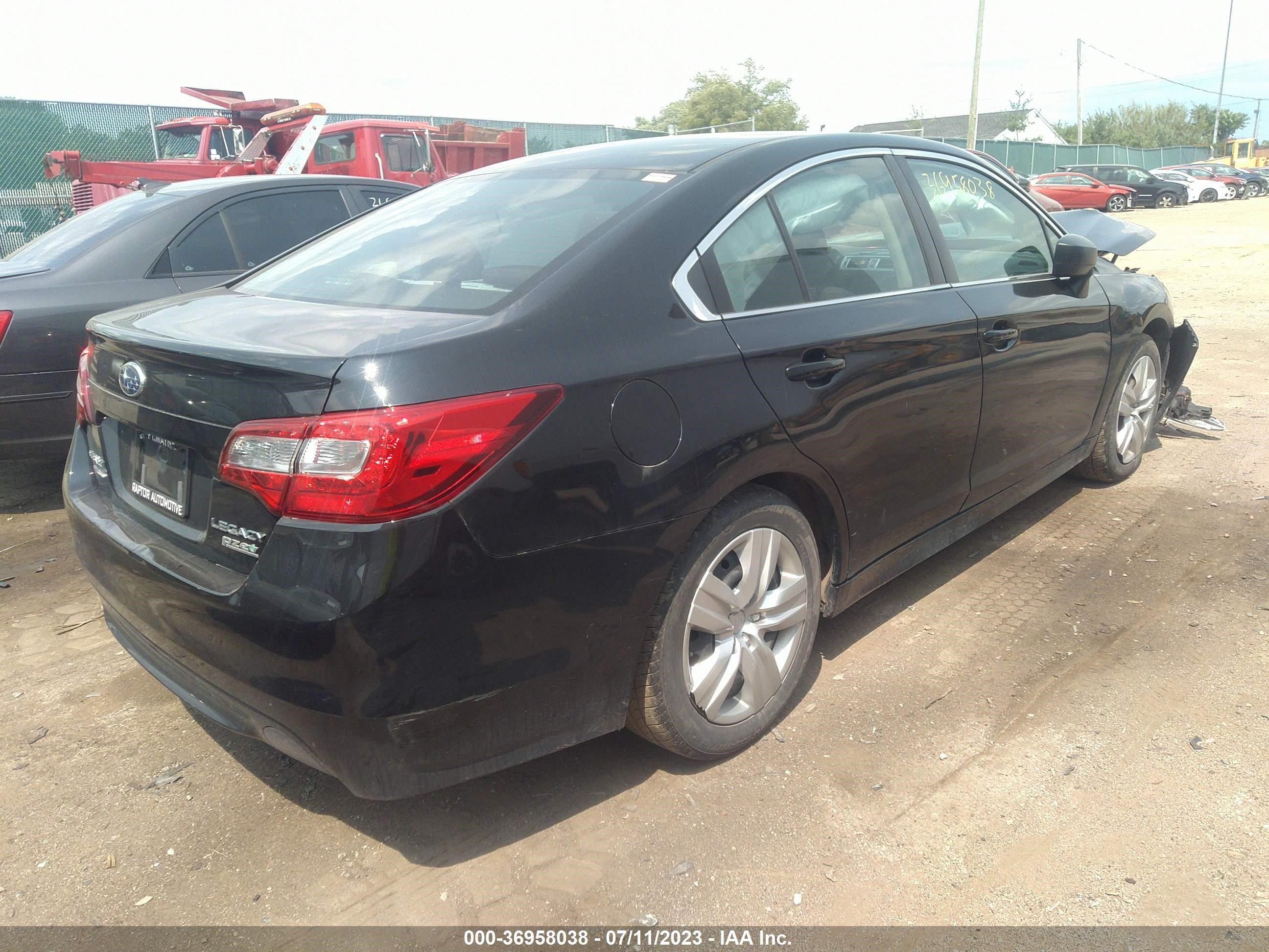 Photo 3 VIN: 4S3BNAA67H3058765 - SUBARU LEGACY 