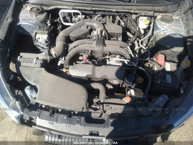 Photo 9 VIN: 4S3BNAA67J3045388 - SUBARU LEGACY 