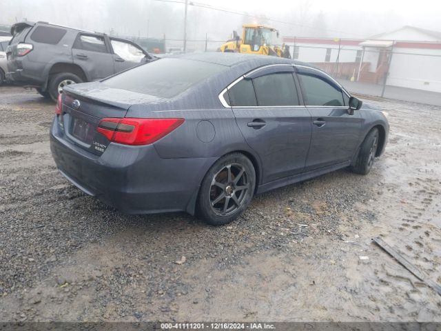 Photo 3 VIN: 4S3BNAA69H3055415 - SUBARU LEGACY 