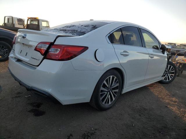 Photo 2 VIN: 4S3BNAB60K3036998 - SUBARU LEGACY 