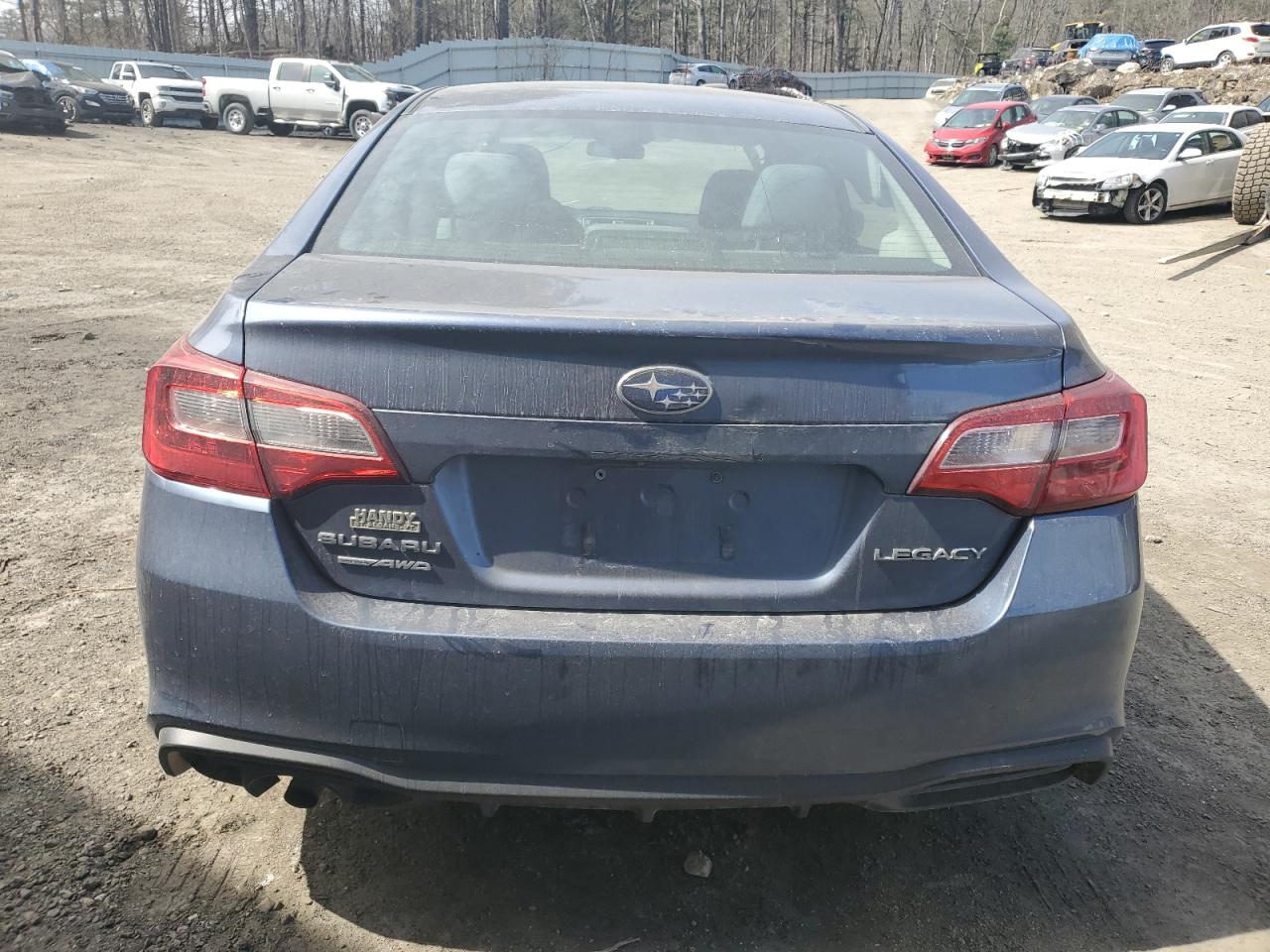 Photo 5 VIN: 4S3BNAB61J3019237 - SUBARU LEGACY 