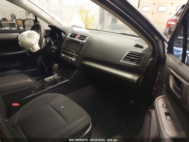 Photo 4 VIN: 4S3BNAB61K3011866 - SUBARU LEGACY 