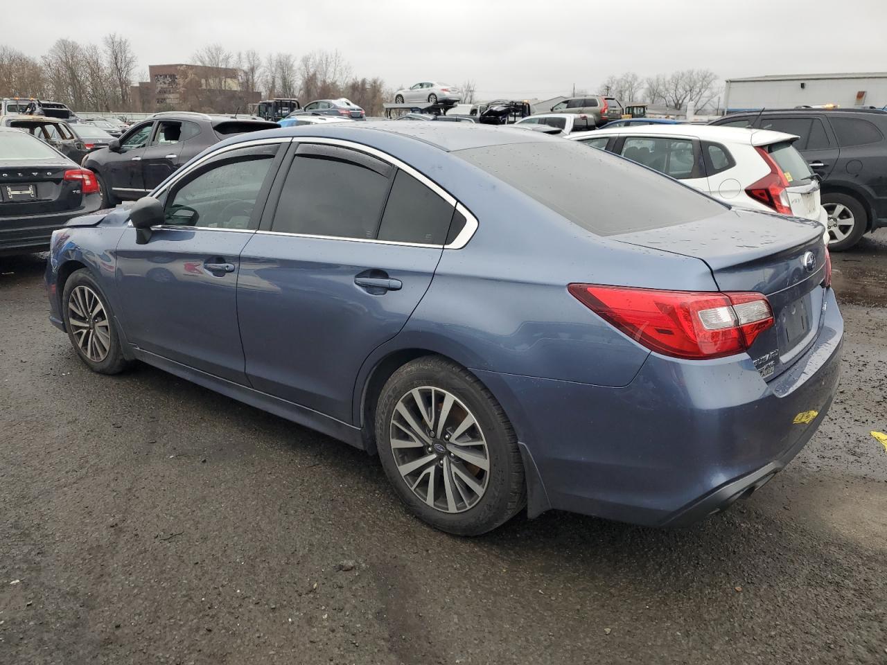 Photo 1 VIN: 4S3BNAB64J3006255 - SUBARU LEGACY 