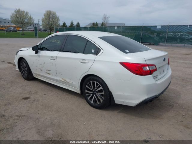 Photo 2 VIN: 4S3BNAB66K3023169 - SUBARU LEGACY 