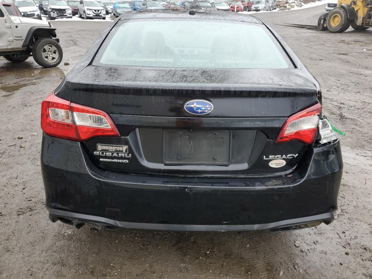 Photo 5 VIN: 4S3BNAB67K3003433 - SUBARU LEGACY 