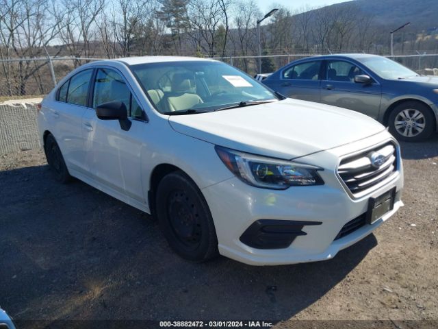 Photo 0 VIN: 4S3BNAB67K3035587 - SUBARU LEGACY 