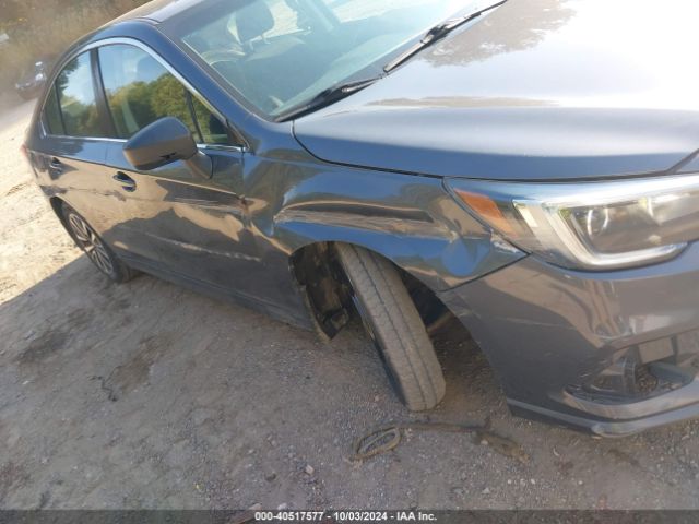 Photo 5 VIN: 4S3BNAB68J3014116 - SUBARU LEGACY 