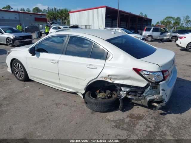 Photo 5 VIN: 4S3BNAB6XK3009629 - SUBARU LEGACY 