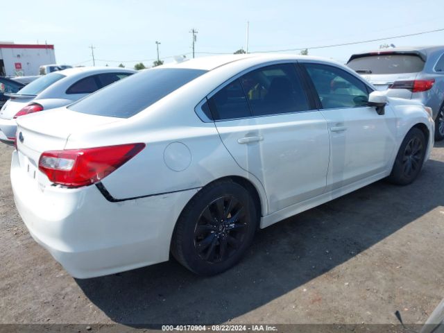 Photo 3 VIN: 4S3BNAC60H3064548 - SUBARU LEGACY 