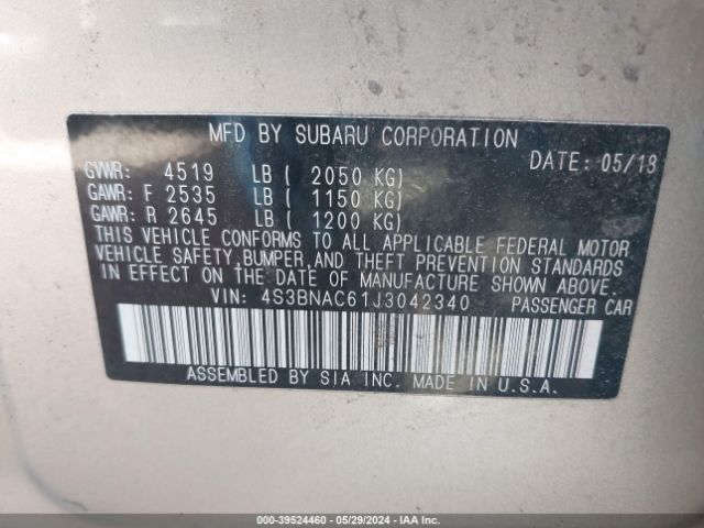 Photo 8 VIN: 4S3BNAC61J3042340 - SUBARU LEGACY 