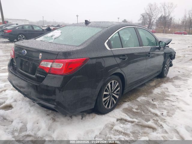 Photo 3 VIN: 4S3BNAC62J3017835 - SUBARU LEGACY 