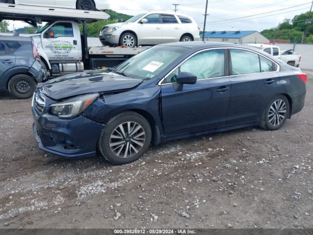 Photo 1 VIN: 4S3BNAC63J3045188 - SUBARU LEGACY 