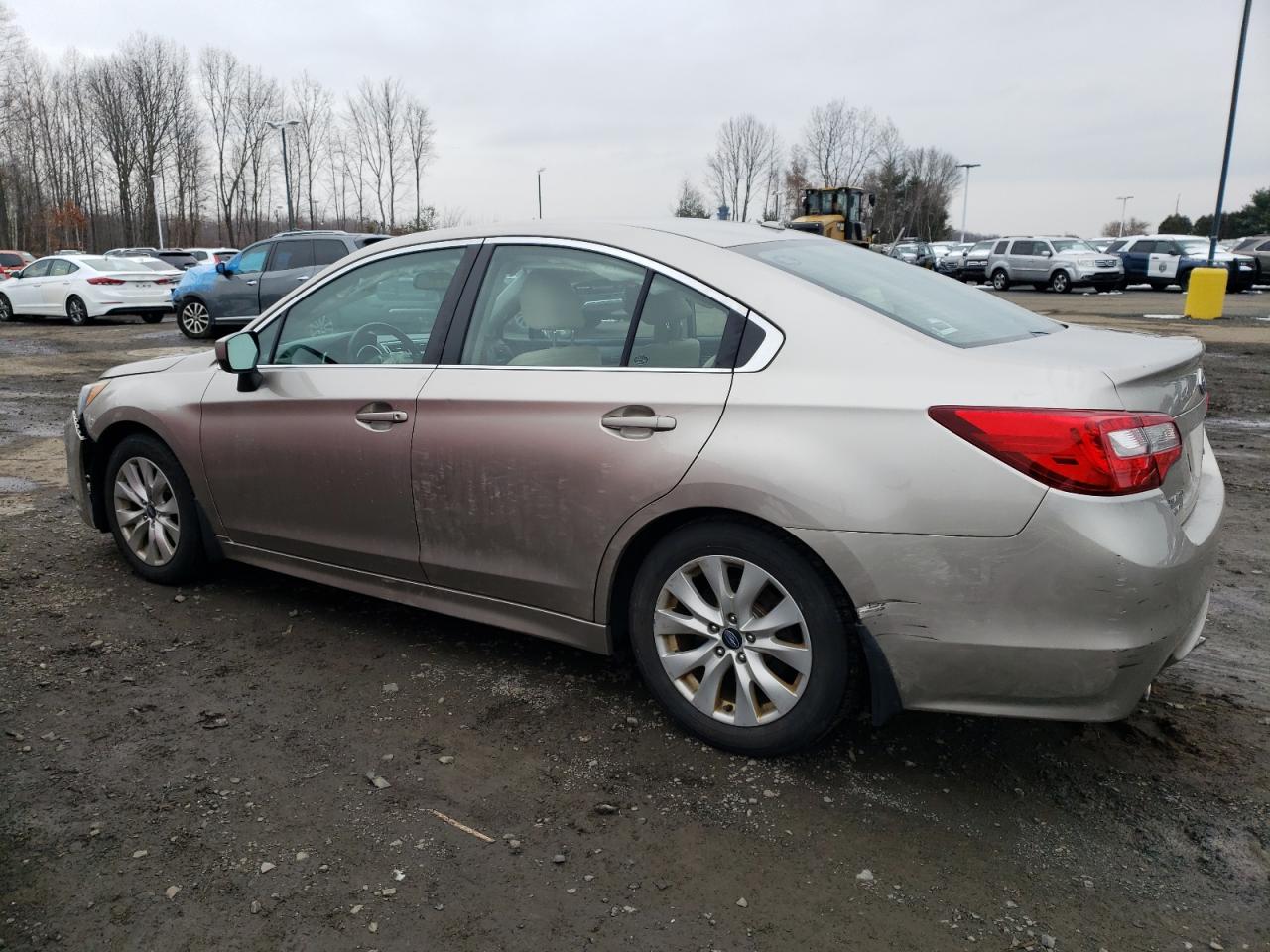 Photo 1 VIN: 4S3BNAC64F3041268 - SUBARU LEGACY 