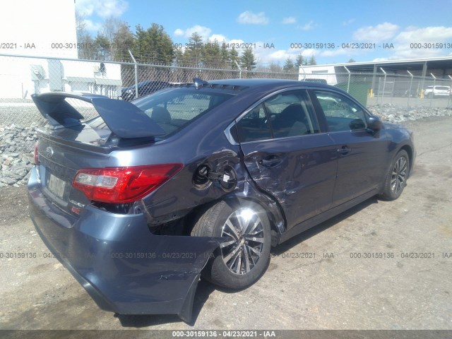 Photo 3 VIN: 4S3BNAC65J3002505 - SUBARU LEGACY 