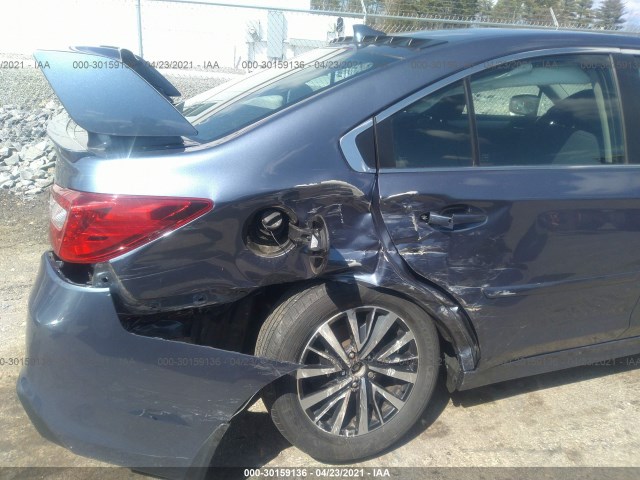 Photo 5 VIN: 4S3BNAC65J3002505 - SUBARU LEGACY 