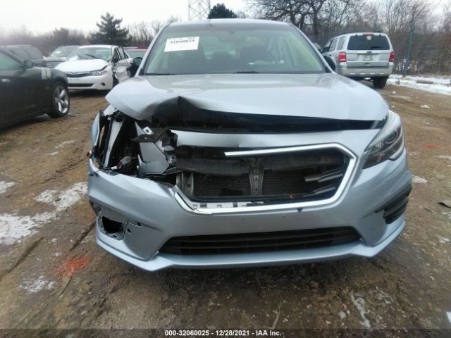 Photo 5 VIN: 4S3BNAC65J3007882 - SUBARU LEGACY 