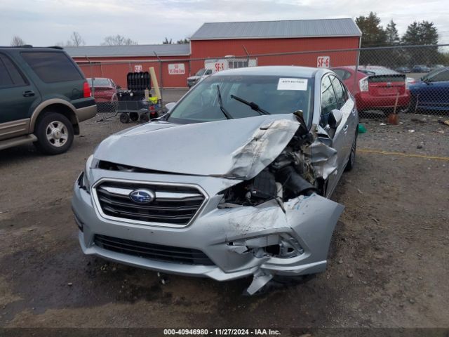 Photo 5 VIN: 4S3BNAC65J3034838 - SUBARU LEGACY 