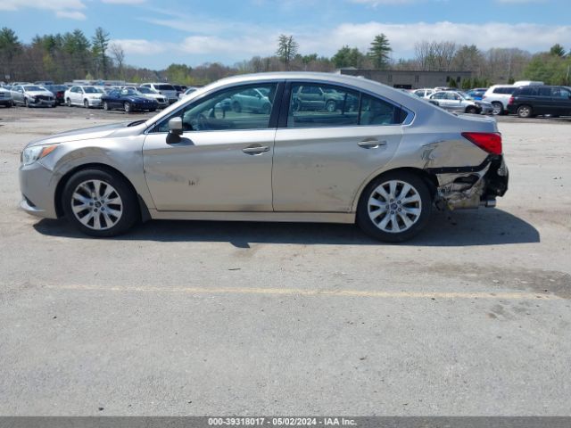 Photo 5 VIN: 4S3BNAC67F3045282 - SUBARU LEGACY 